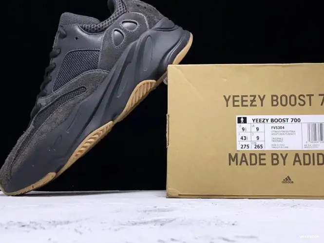 FV5304 Yeezy 700 Boost Utility Black Adidas 0701